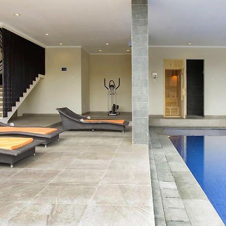 Daily Home Villa Dago Bandung Esterno foto
