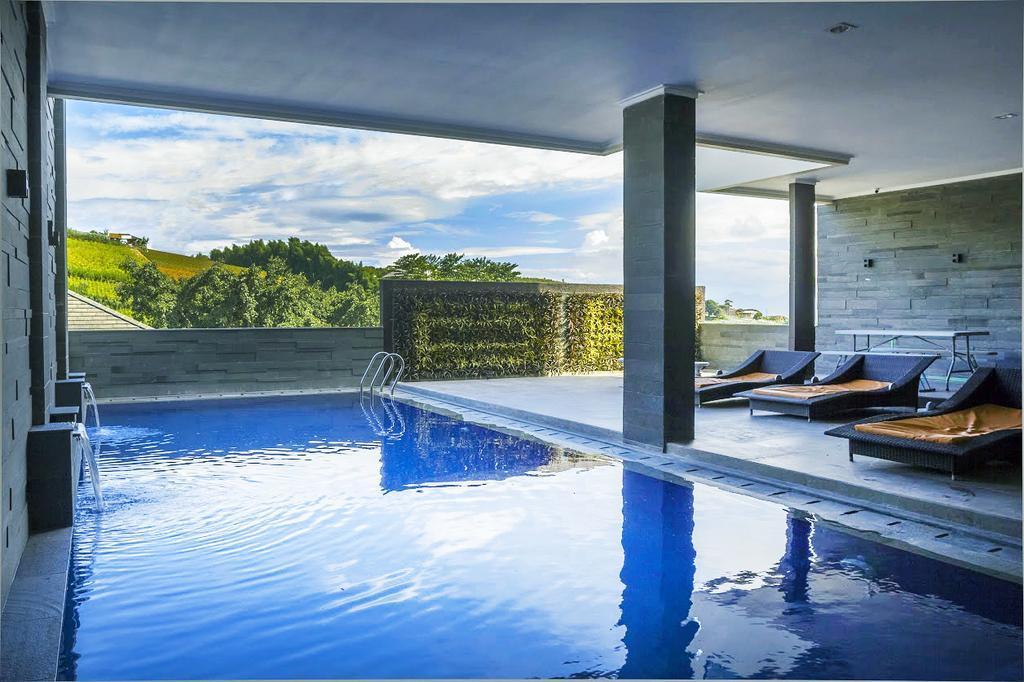 Daily Home Villa Dago Bandung Esterno foto